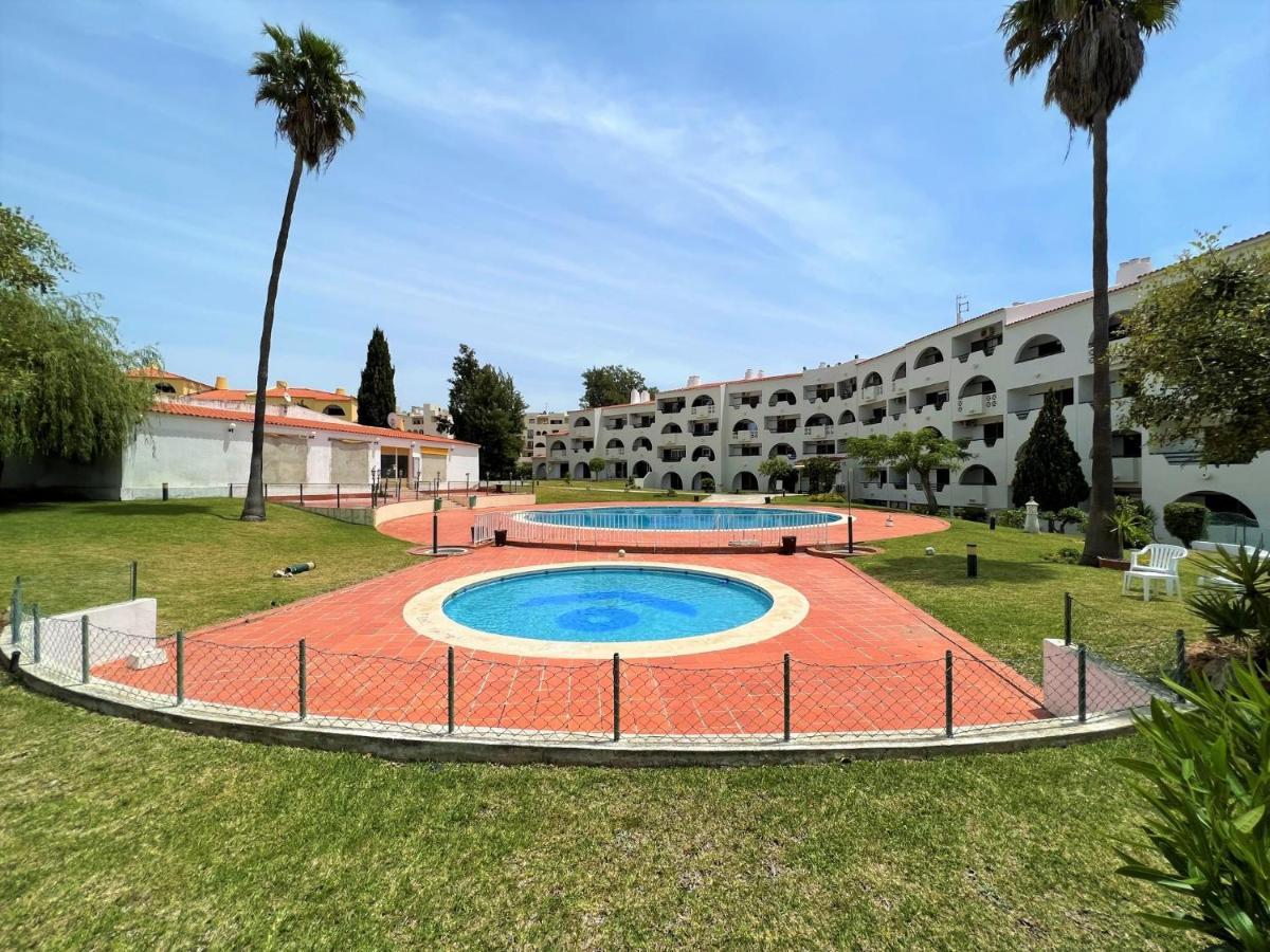 Albufeira Twins 1 With Pool By Homing Apartment Exterior foto